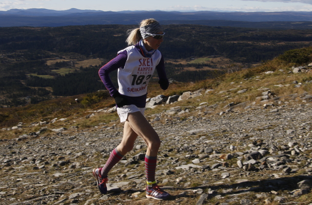 Kristin Størmer Steira lett i steget 250 meter fra toppen av Skeikampen lørdag.