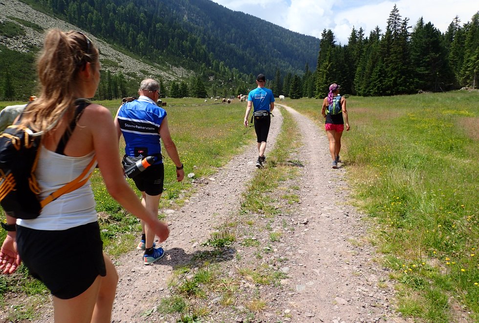 Kondistur til Dolomittene i Italia med innlagt motbakkeløp opp 