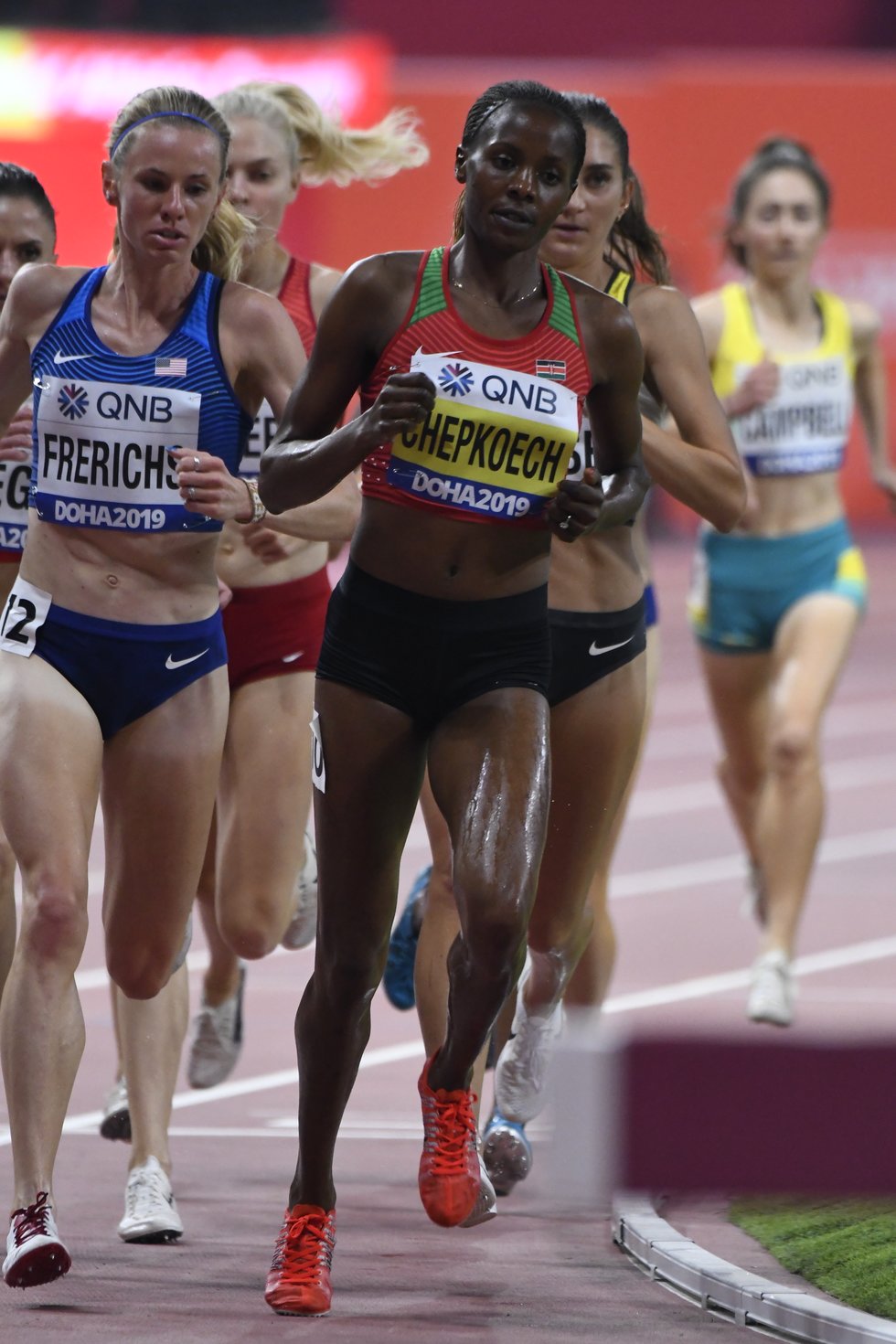 VM friidrett 2019 Doha - Courtney FRERICHS - Beatrice CHEPKOECH - forsøk 3000 m hinder