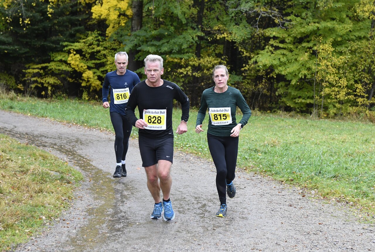 Lørdag er det på nytt klart for Fredrikstad Maraton. Løpet går delvis på grus- og skogsveier i Fredrikstadmarka. (Foto: Bjørn Johannessen)
