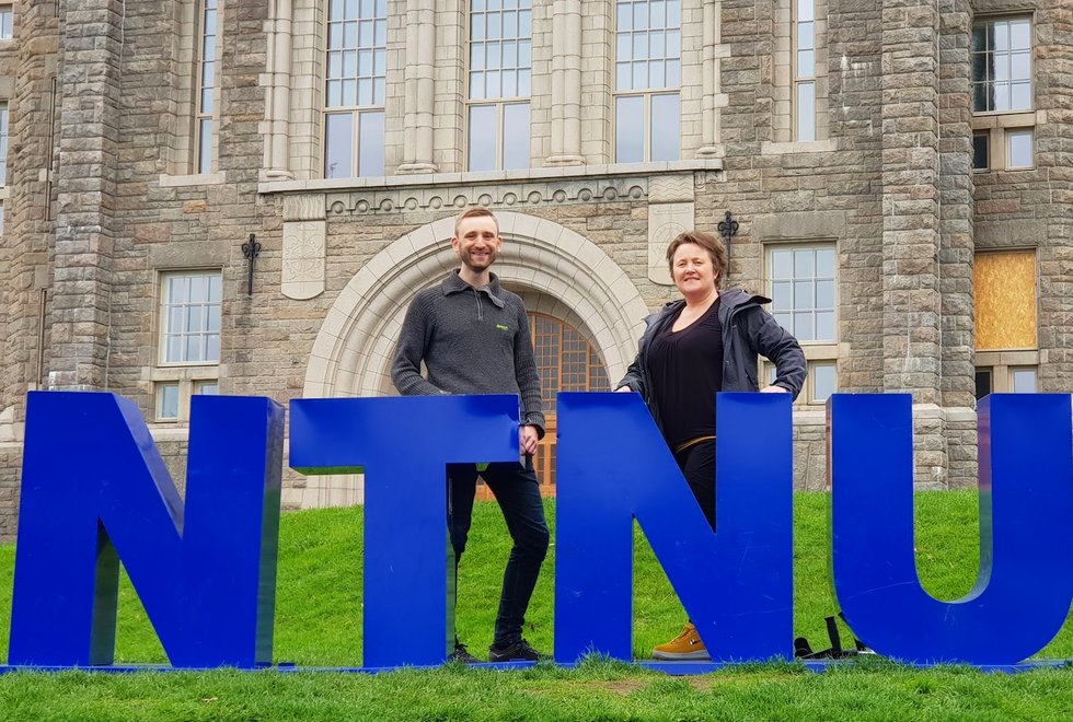 Forskerne Audun Havnen og Linda Ernstsen ved NTNU har nå publisert sin første artikkel fra forskningsprosjektet der Kondis-medlemmenes psykiske helse og fysisk aktivitet har blitt undersøkt. (Foto: NTNU)
